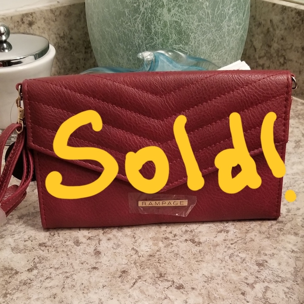 Clutch/crossbody purse